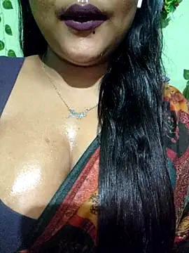 Snapshot of JIYA-04 chatting on 06/30/26, 02:06 JIYA-04 online show from 06/30/26, 02:06