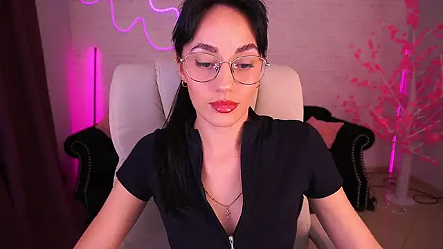 Snapshot of EviLune chatting on 01/07/26, 09:09 EviLune online show from 01/07/26, 09:09