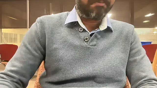 pranastro00 online show from 11/26/25, 04:51