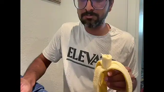 pranastro00 online show from 11/03/25, 07:28