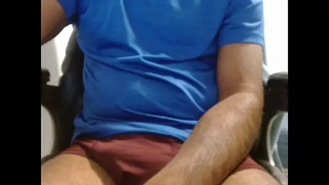 pranastro00 online show from 10/31/25, 12:18