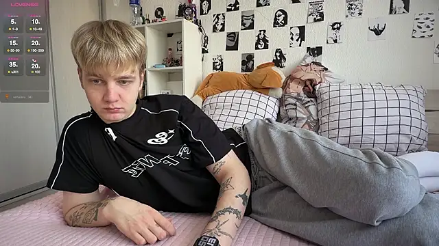 Snapshot of olivertasty chatting on 03/14/26, 10:21 olivertasty online show from 03/14/26, 10:21