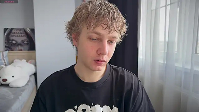 Snapshot of olivertasty chatting on 06/30/26, 11:32 olivertasty online show from 06/30/26, 11:32