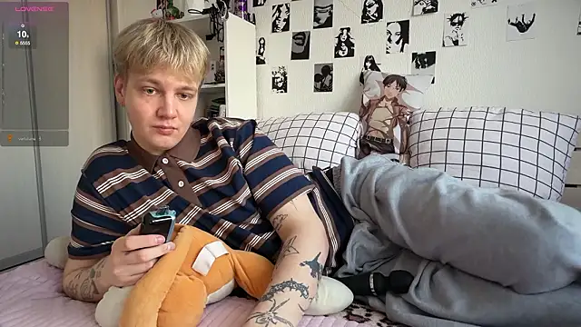 Snapshot of olivertasty chatting on 03/10/26, 02:10 olivertasty online show from 03/10/26, 02:10