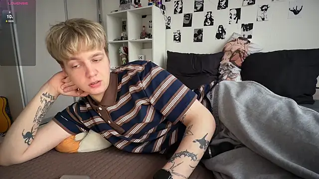 Snapshot of olivertasty chatting on 04/03/26, 02:23 olivertasty online show from 04/03/26, 02:23