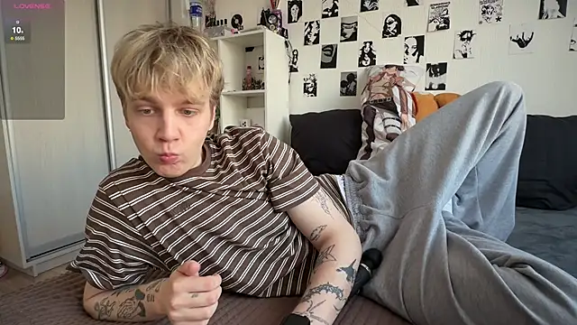 Snapshot of olivertasty chatting on 04/01/26, 03:42 olivertasty online show from 04/01/26, 03:42