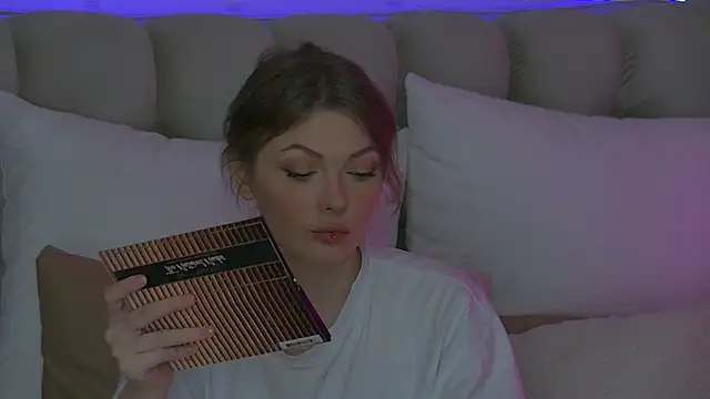 miamunn online show from 10/23/25, 10:41