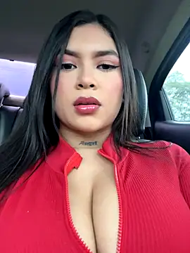 Snapshot of Skyy_Angel chatting on 11/26/25, 09:15 Skyy Angel online show from 11/26/25, 09:15