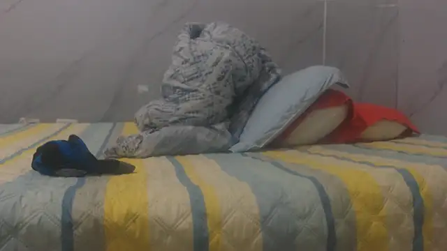 sabrina v  online show from 12/17/25, 03:50