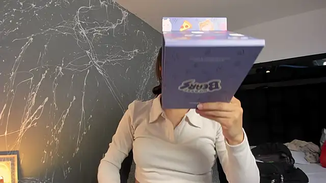 ZoeWestt online show from 10/20/25, 01:11