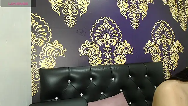 Snapshot of BigBoobs_Goddess chatting on 12/21/25, 11:45 BigBoobs Goddess online show from 12/21/25, 11:45