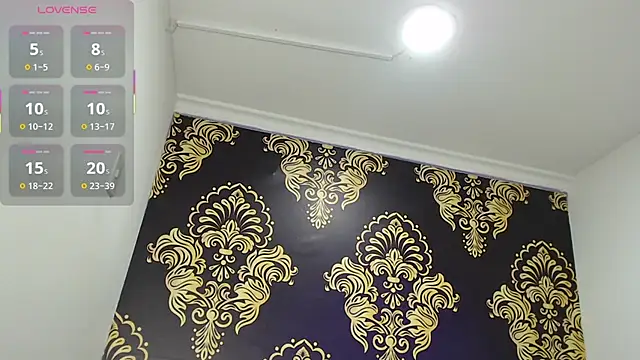 Snapshot of BigBoobs_Goddess chatting on 11/23/25, 11:42 BigBoobs Goddess online show from 11/23/25, 11:42