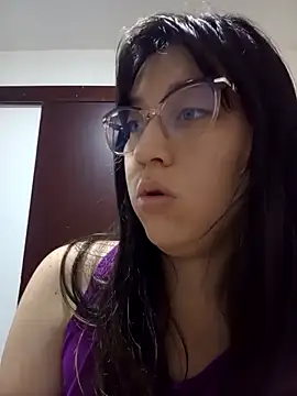 Snapshot of lareinalareinadelanal chatting on 11/06/25, 01:26 lareinalareinadelanal online show from 11/06/25, 01:26