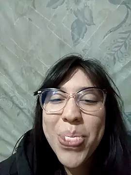 Snapshot of lareinalareinadelanal chatting on 11/14/25, 12:36 lareinalareinadelanal online show from 11/14/25, 12:36