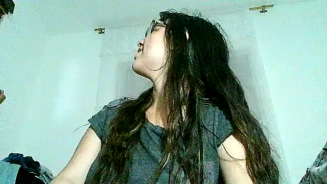 Snapshot of lareinalareinadelanal chatting on 10/07/25, 12:28 lareinalareinadelanal online show from 10/07/25, 12:28