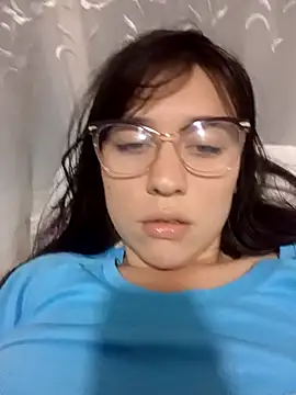 Snapshot of lareinalareinadelanal chatting on 11/02/25, 01:21 lareinalareinadelanal online show from 11/02/25, 01:21