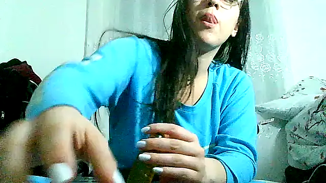Snapshot of lareinalareinadelanal chatting on 10/05/25, 02:02 lareinalareinadelanal online show from 10/05/25, 02:02