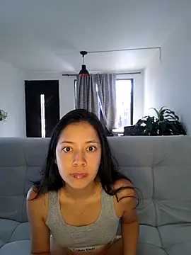 Sarasavage online show from 04/09/26, 02:01