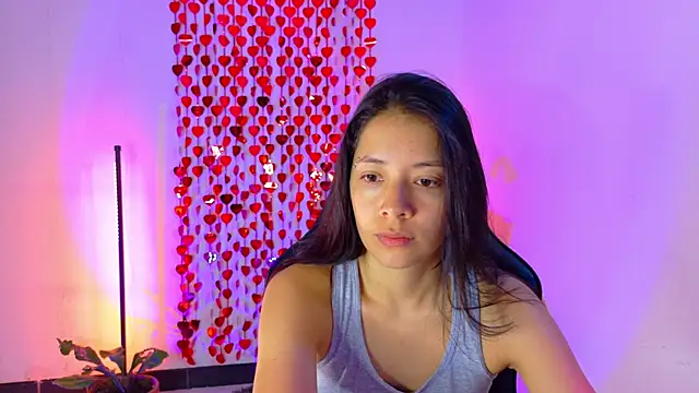 Sarasavage online show from 06/04/26, 01:49