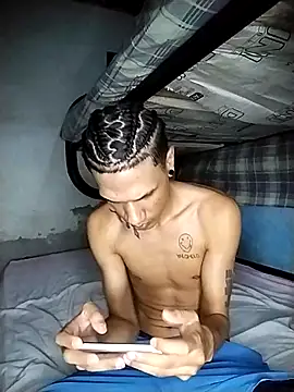 Gabriel Stone online show from 10/28/25, 04:24