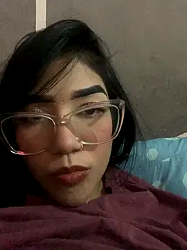 ElaRose 12 online show from 11/15/25, 06:56