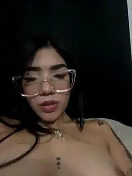 ElaRose 12 online show from 01/14/26, 12:25