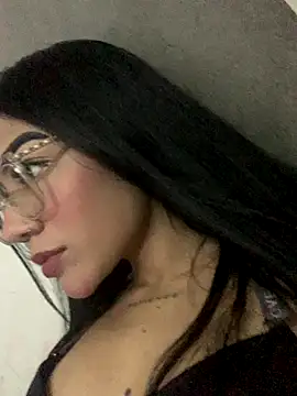 ElaRose 12 online show from 11/05/25, 06:55