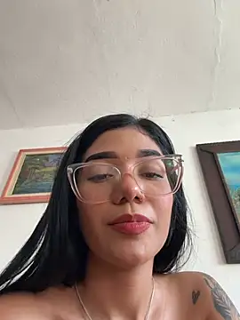Snapshot of ElaRose_12 chatting on 06/23/26, 07:23 ElaRose 12 online show from 06/23/26, 07:23