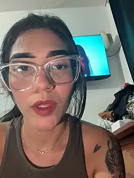 ElaRose 12 online show from 04/19/26, 08:22