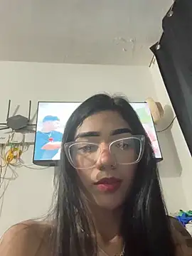 ElaRose 12 online show from 04/07/26, 05:48