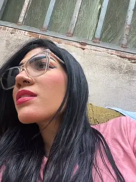 ElaRose 12 online show from 03/04/26, 09:00