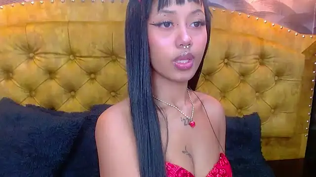 SachaBratz online show from 02/25/26, 02:39