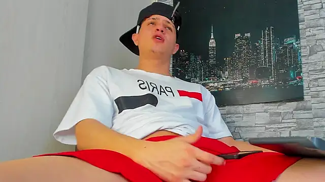 Themasterhades 777 online show from 10/26/25, 07:14