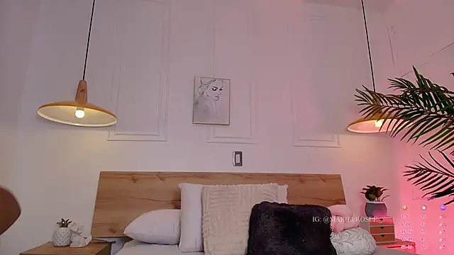 Snapshot of Mariee_rosee chatting on 06/16/26, 12:32 Mariee rosee online show from 06/16/26, 12:32