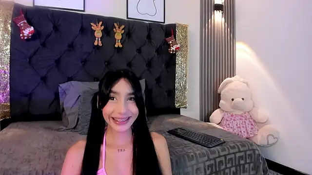 Dulce Maay online show from 11/28/25, 04:34