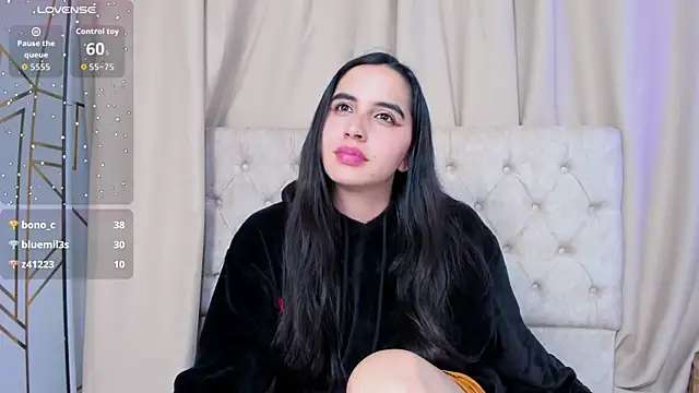 kaylee lee online show from 10/29/25, 09:08