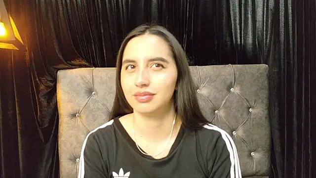 kaylee lee online show from 09/26/25, 08:27