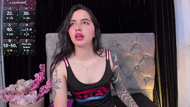 kaylee lee online show from 11/21/25, 04:22