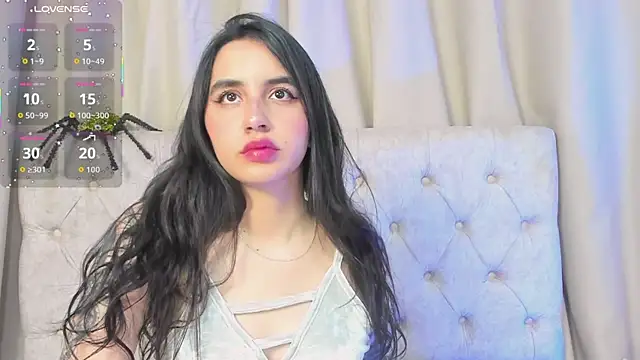 kaylee lee online show from 10/16/25, 04:21