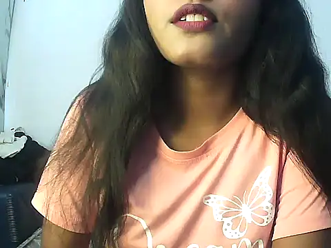Snapshot of ANNU_ chatting on 09/12/25, 04:23 ANNU online show from 09/12/25, 04:23