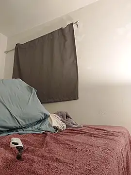 himNIGuys online show from 04/10/26, 08:05