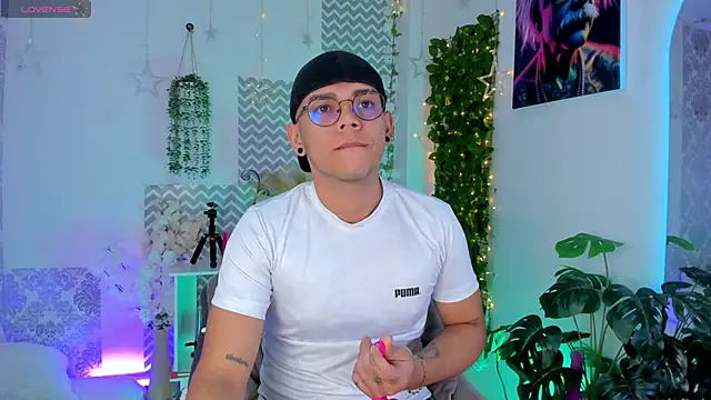 jhosepMoreno online show from 03/31/26, 03:03