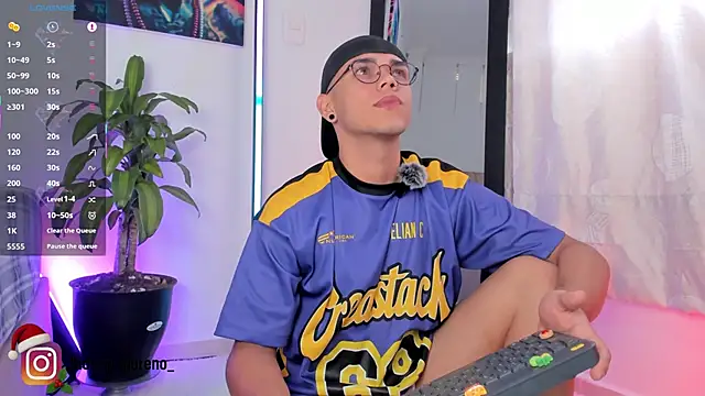 jhosepMoreno online show from 11/29/25, 04:07