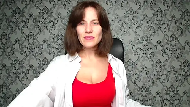 Kelly Kisss online show from 11/10/25, 12:54