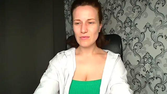 Snapshot of Kelly_Kisss chatting on 06/09/26, 08:26 Kelly Kisss online show from 06/09/26, 08:26