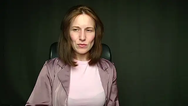 Kelly Kisss online show from 01/14/26, 01:04