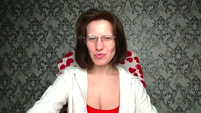 Kelly Kisss online show from 04/02/26, 05:03