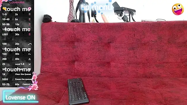 naomi powel online show from 02/14/26, 03:01