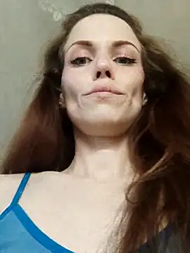 Snapshot of Angie_meow chatting on 06/16/26, 04:18 Angie meow online show from 06/16/26, 04:18