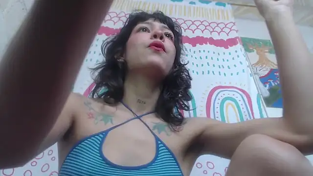 Snapshot of porndollbaby chatting on 11/10/25, 05:18 porndollbaby online show from 11/10/25, 05:18